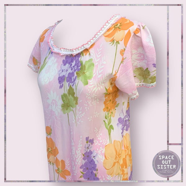 Vintage Circa 1970s Bloom Nightdress