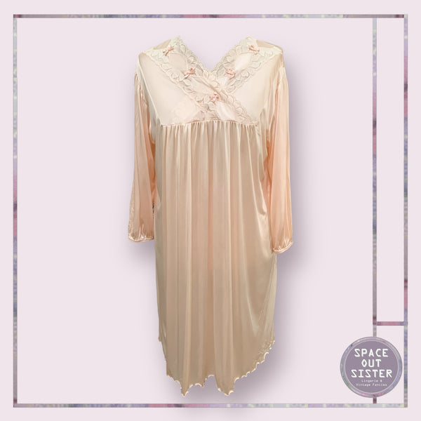 Vintage Creation Atelier Nightdress