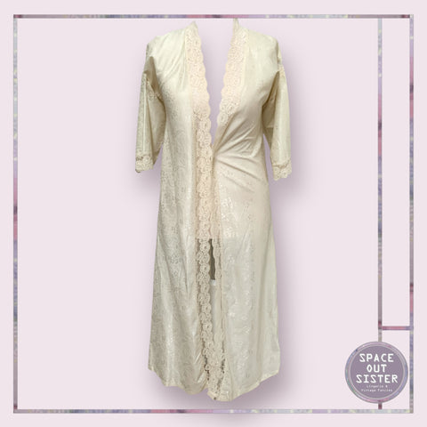 Vintage Creama Robe