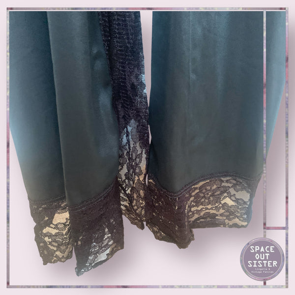 Vintage Exotiqué Open Nightdress