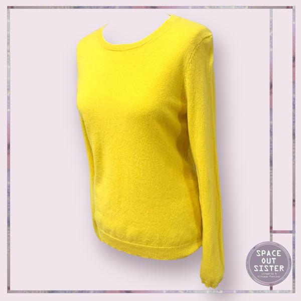 Pre-Loved Bloomingdale’s Cashmere Jumper