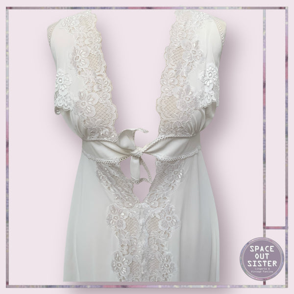 Vintage Keyhole Nightdress