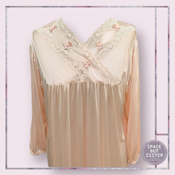 Vintage Creation Atelier Nightdress
