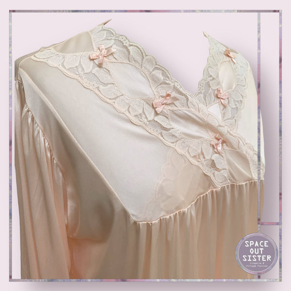 Vintage Creation Atelier Nightdress