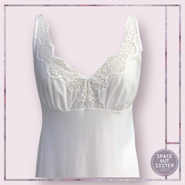 Vintage White Full Length Nightdress