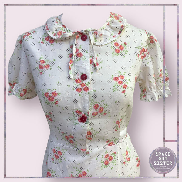 Vintage Batrik Nightdress