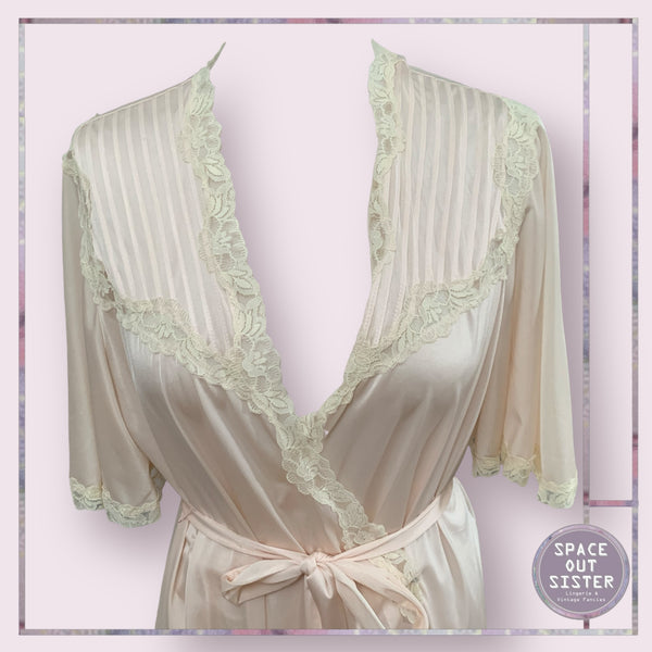 Vintage Vanity Fair Robe