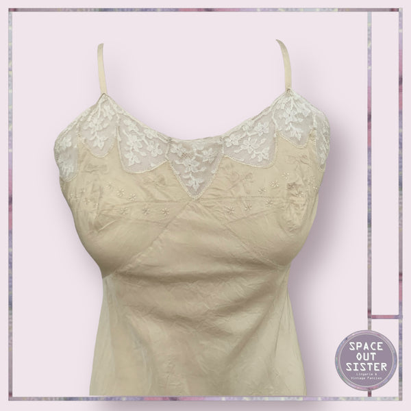 Vintage Oyster Bow Slip