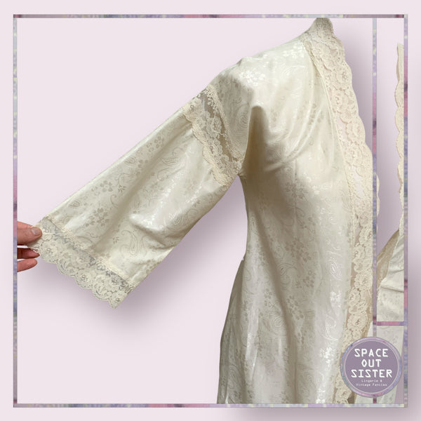 Vintage Creama Robe