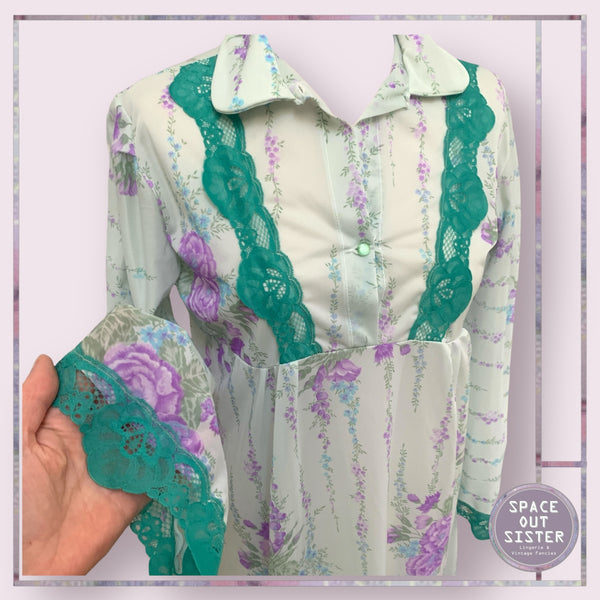Vintage Mauve Garden Collar Nightdress