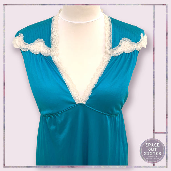 Vintage JC Penny’s Full Length Nightdress